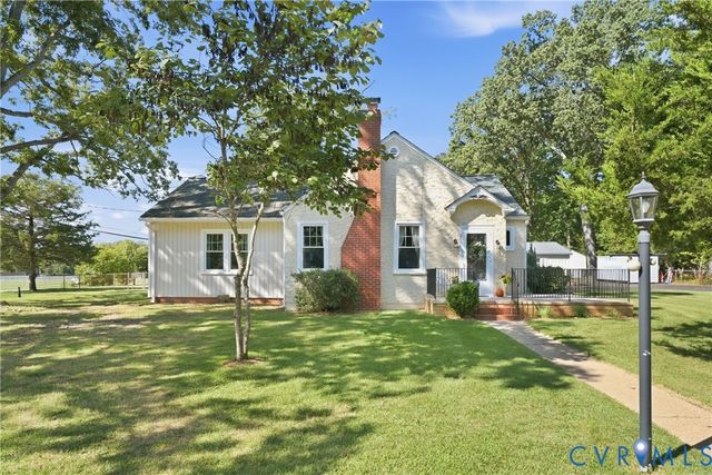 2406 McRae Rd, Richmond, VA 23235