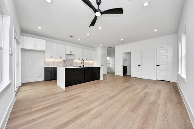 8314 Prairie View Drive, Houston, TX 77088