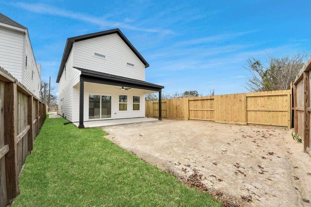 8314 Prairie View Drive, Houston, TX 77088