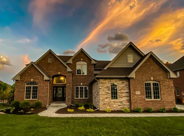 1023 Kensington Court, Schererville, IN 46375