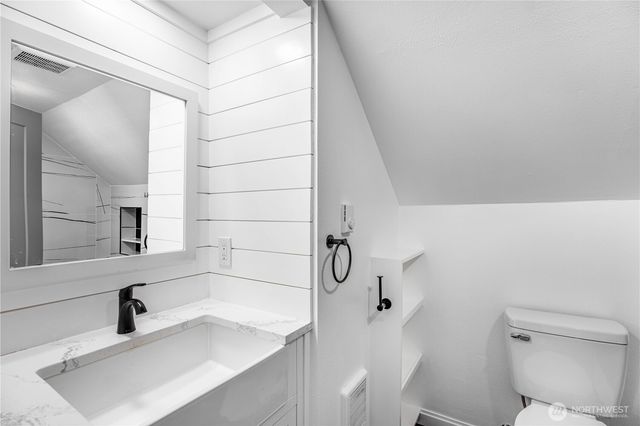 9402 Portland Avenue E, Tacoma, WA 98445