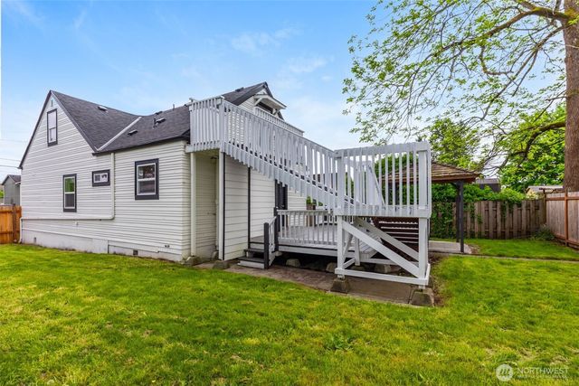 9402 Portland Avenue E, Tacoma, WA 98445