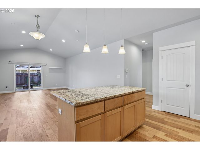 640 Se SUMNER St, Camas, WA 98607