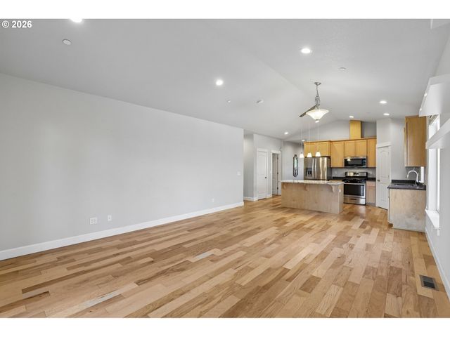 640 Se SUMNER St, Camas, WA 98607