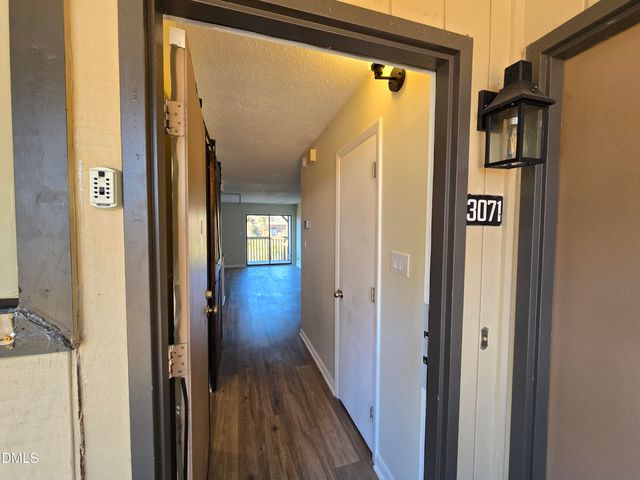 3071 Huntleigh Drive, Raleigh, NC 27604