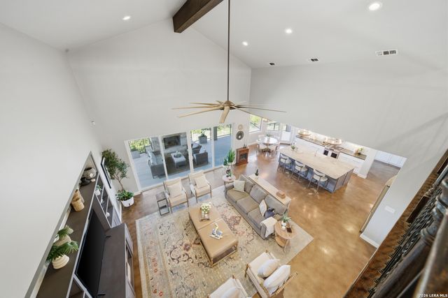 10042 RAFTER S TRL, Helotes, TX 78023