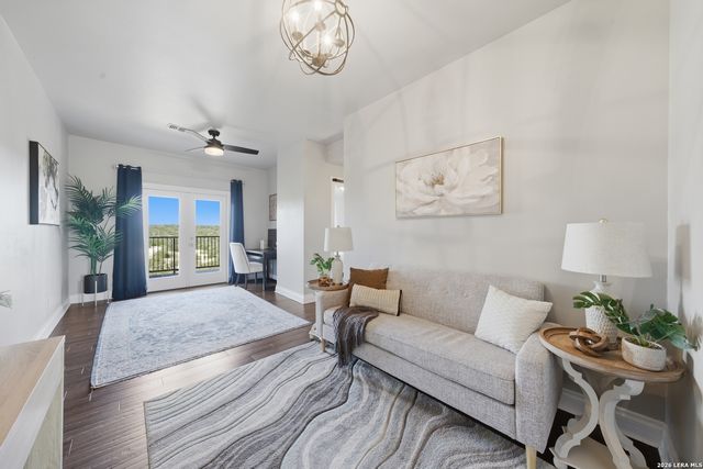 10042 RAFTER S TRL, Helotes, TX 78023