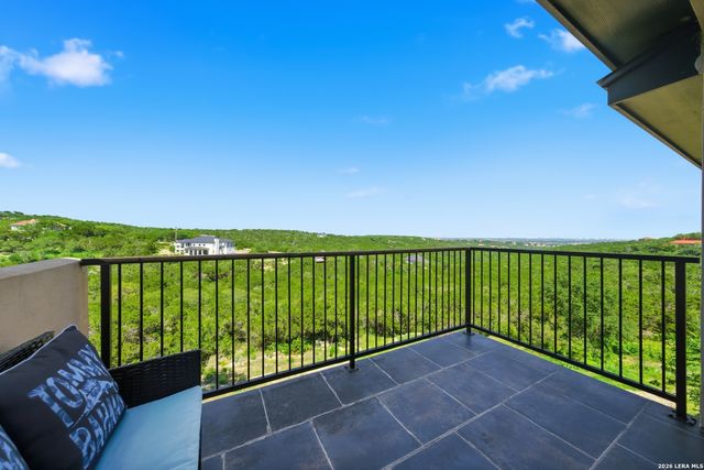 10042 RAFTER S TRL, Helotes, TX 78023