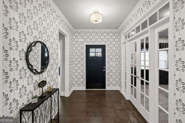 900 Ravenwood Way, Canton, GA 30115