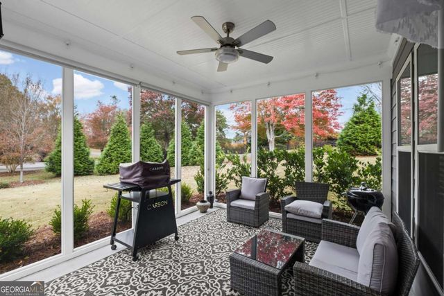 900 Ravenwood Way, Canton, GA 30115