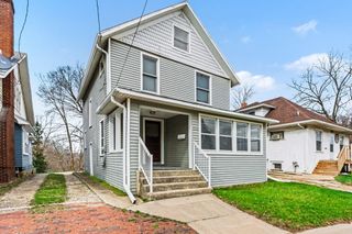 1510 W Main Street, Kalamazoo, MI 49006