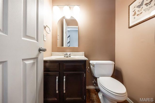 4800 Brecht Lane, Godfrey, IL 62035