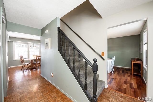 4800 Brecht Lane, Godfrey, IL 62035