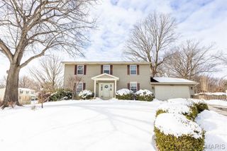 4800 Brecht Lane, Godfrey, IL 62035