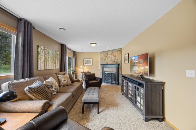 22002 Elm Parkway, Rogers, MN 55374
