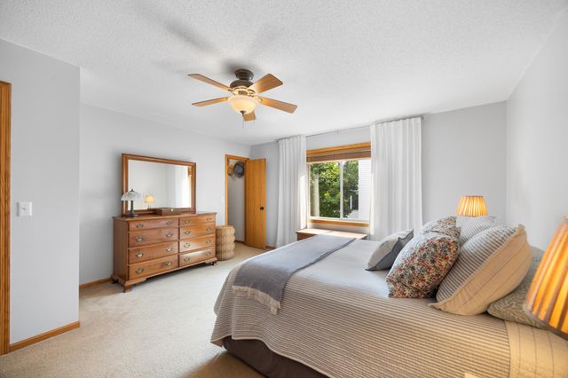 22002 Elm Parkway, Rogers, MN 55374