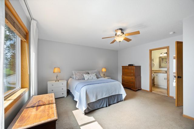 22002 Elm Parkway, Rogers, MN 55374