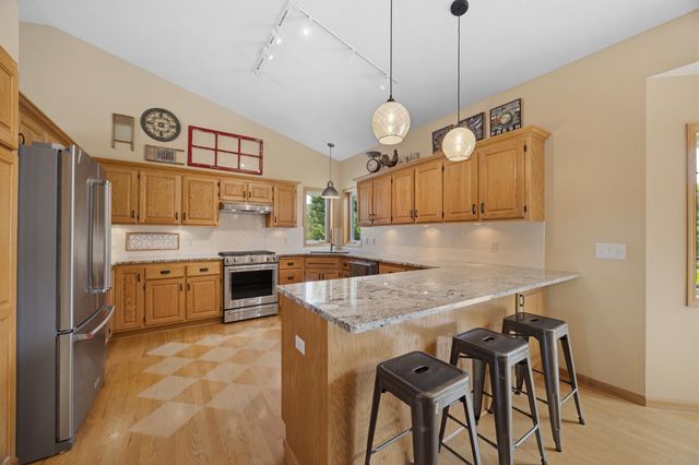 22002 Elm Parkway, Rogers, MN 55374