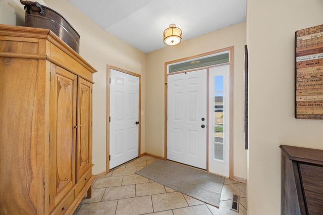 22002 Elm Parkway, Rogers, MN 55374