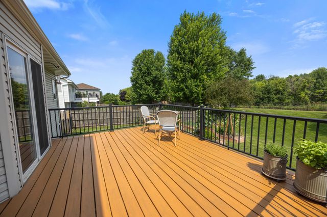 22002 Elm Parkway, Rogers, MN 55374