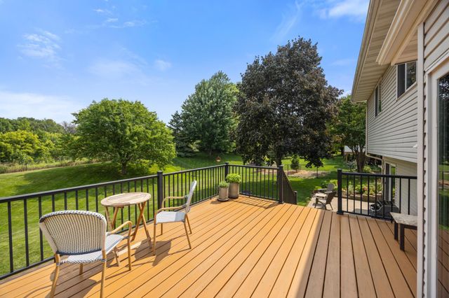 22002 Elm Parkway, Rogers, MN 55374