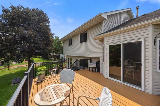 22002 Elm Parkway, Rogers, MN 55374