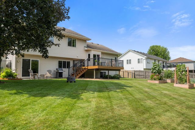 22002 Elm Parkway, Rogers, MN 55374