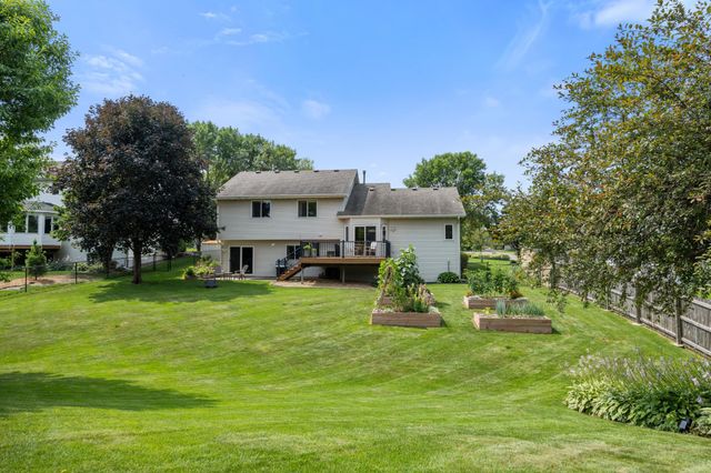 22002 Elm Parkway, Rogers, MN 55374