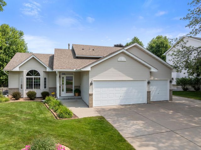 22002 Elm Parkway, Rogers, MN 55374