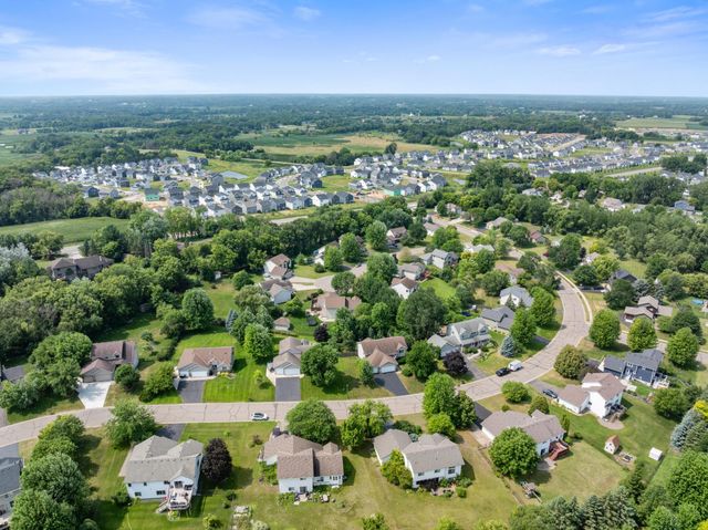 22002 Elm Parkway, Rogers, MN 55374
