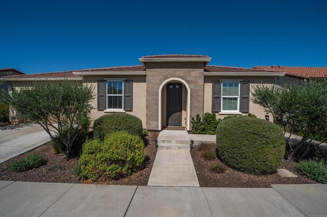 1050 Pacifico Ln, El Dorado Hills, CA 95762
