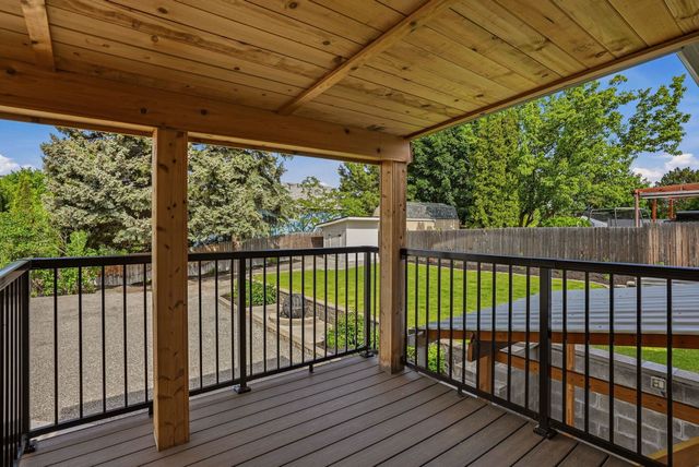 209 N Wright Blvd, Liberty Lake, WA 99019