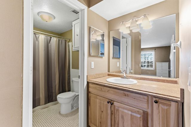 1023 Smetana Road 6, Hopkins, MN 55343