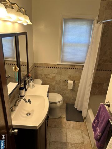 33 Haring Street, Closter, NJ 07624