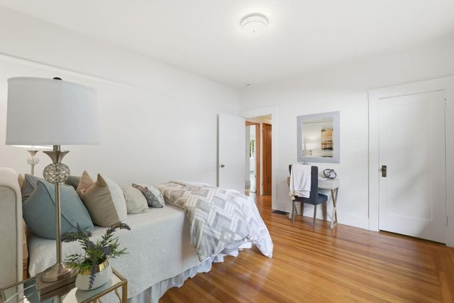 5887 Chabot Court, Oakland, CA 94618