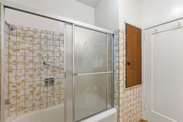 5887 Chabot Court, Oakland, CA 94618