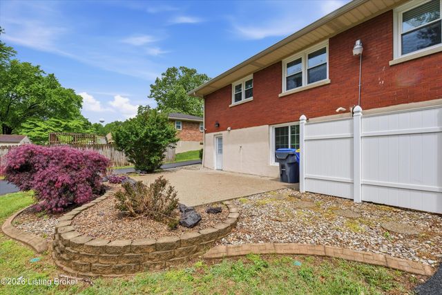 5404 Carol Way, Louisville, KY 40214