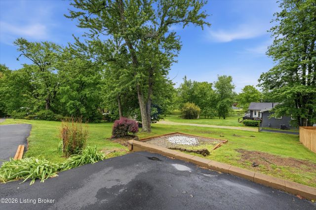 5404 Carol Way, Louisville, KY 40214