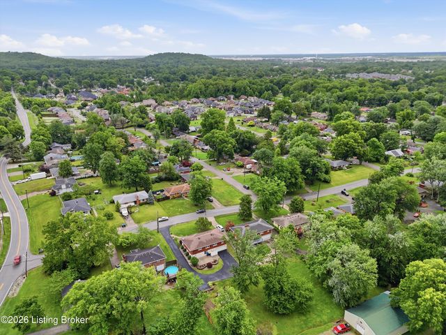 5404 Carol Way, Louisville, KY 40214