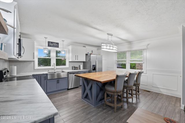 5404 Carol Way, Louisville, KY 40214