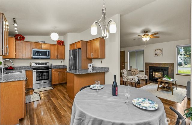 19709 SE 266th Place, Covington, WA 98042