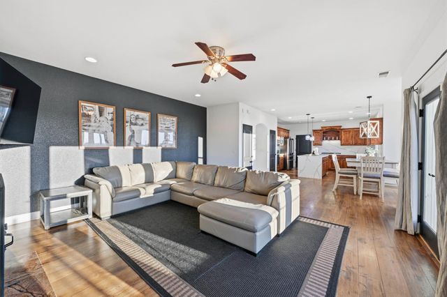 4090 Puzzlewood Ln, Auburn, CA 95602