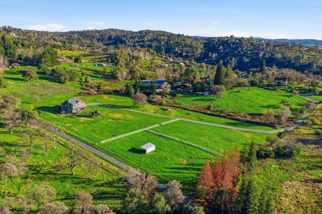 4090 Puzzlewood Ln, Auburn, CA 95602