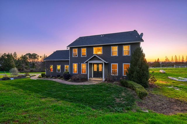 4090 Puzzlewood Ln, Auburn, CA 95602