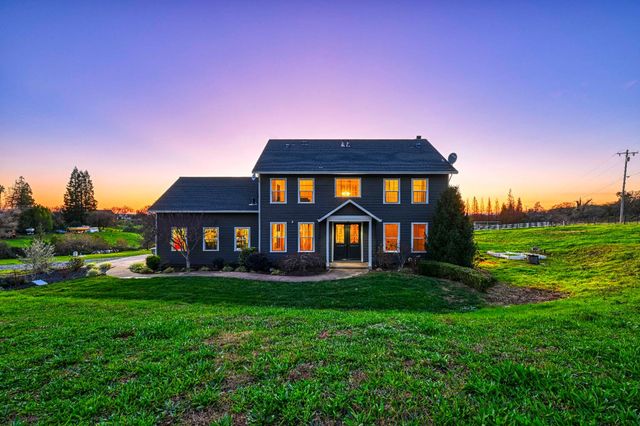 4090 Puzzlewood Ln, Auburn, CA 95602