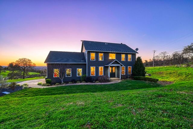 4090 Puzzlewood Ln, Auburn, CA 95602