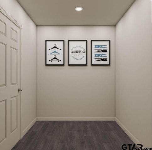 307 Oak Valley Dr., Gilmer, TX 75644