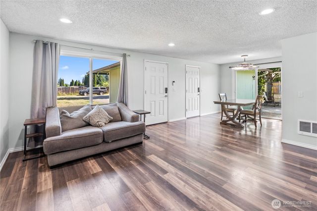 9311 NE 81st Way, Vancouver, WA 98662