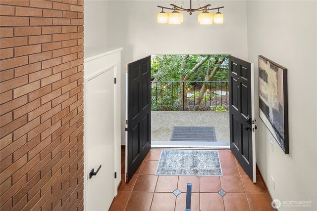 7407 180th Street SW, Edmonds, WA 98026