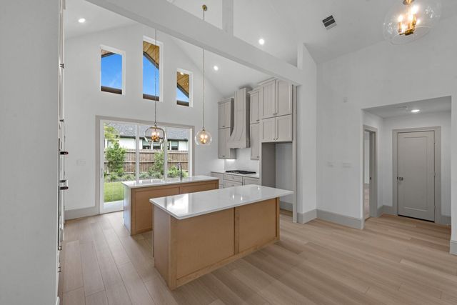 106 Wyndemere Drive, Montgomery, TX 77356
